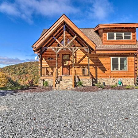 Hilltop Cabin On 5 Acres With Hot Tub And Waterfall! Bryson City Bagian luar foto